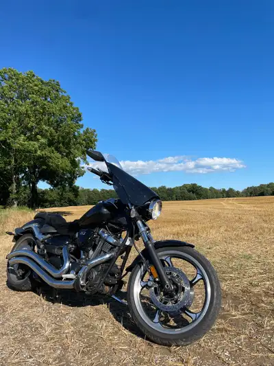 2008 Yamaha raider. 53,000km. Great bike just miss my vstar 1300 so gonna switch back. Safetied a fe...
