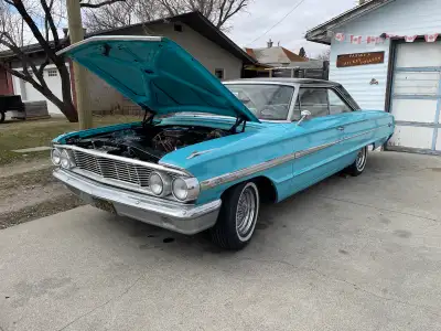 1964 Fors Galaxie 500 XL Selling for my grandfather please call him at 1-403-557-0423 390 auto Locat...