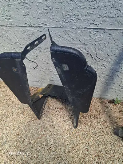 Jeep t j front tube type fenders with snorkel. I have all the stainless hardware and bolts.