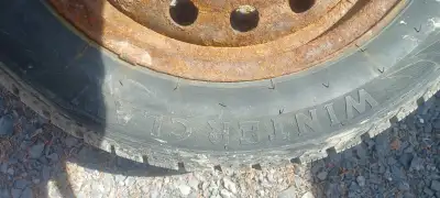 tire tread excellent, rims rusty
