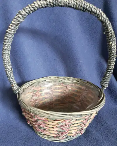 5 Pretty Wicker Baskets  in Different Shapes and Sizes, View more