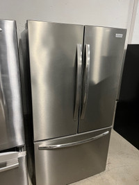 1 month old didn’t fit Frigidaire gallery stainless steel fridge