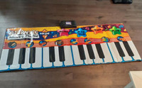 Constructive Playthings Gigantic Keyboard Music Play Mat