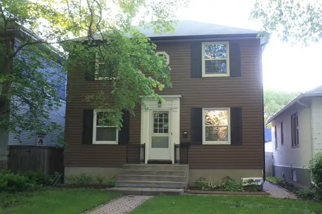 Great Location in St. Boniface!  All utilities included!
