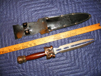 Double Pointed Blade Dagger