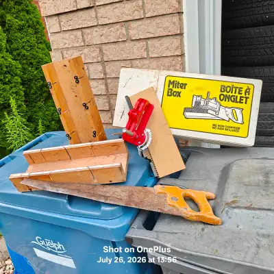 Mitre Box Saw $5. for all Check my other ads
