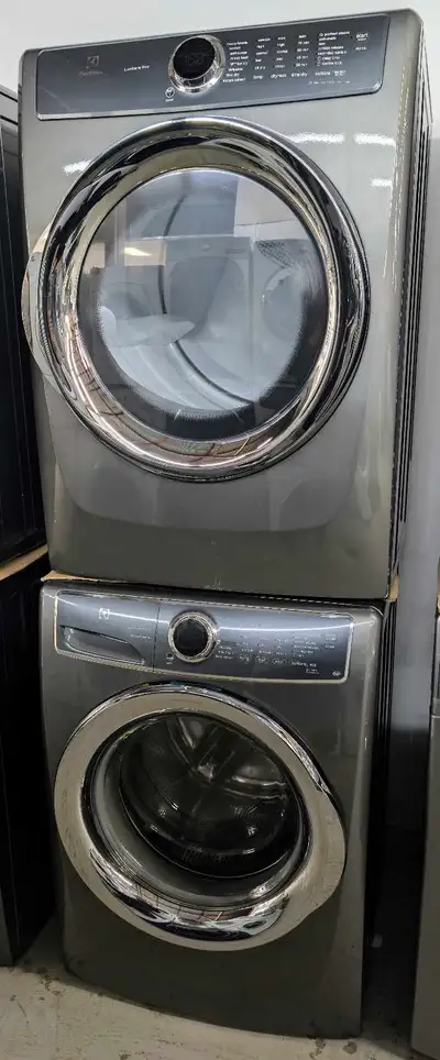 2022 – 27" Electrolux Washer & Dryer Set – 1 Year Warranty, View more