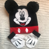 Toddler/infant winter hat mittens Mickey Mouse