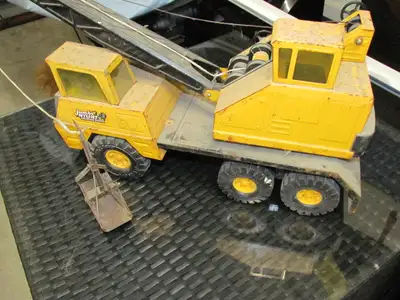 Nylint Michigan Shovel and Excavator, View more