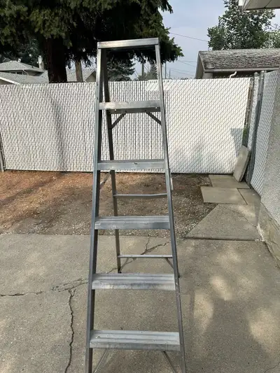 Aluminum 6’ step ladder, View more