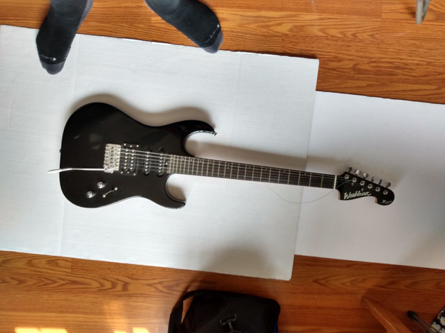 WASHBURN PRO X-SERIES 6 STRING ELECTRIC GUITAR WITH TREMOLO BAR in Guitars in St. Catharines - Image 2