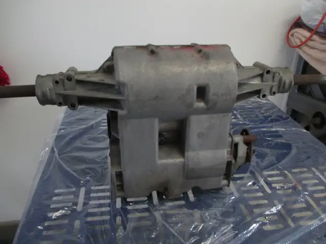 Transmission hydrostatique pour tracteur a gazon in Lawnmowers & Leaf Blowers in Lévis - Image 5