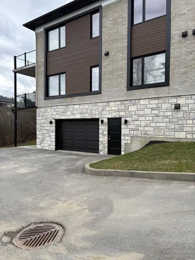 51/2 avec garage Fleurimont Sherbrooke