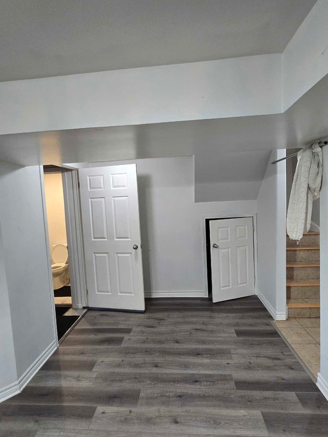 Studio Basement for rent in Long Term Rentals in Barrie - Image 4