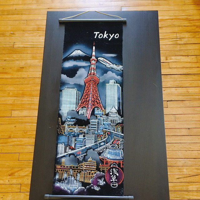 Hanging/wall scroll Tokyo Japan dans Art et objets de collection  à Ville de Montréal