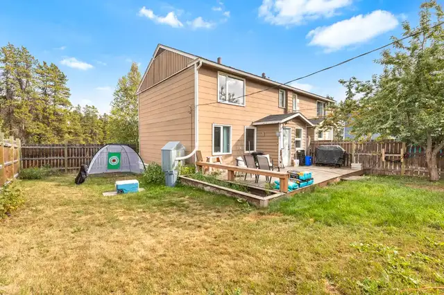Takhini Duplex for Rent in Long Term Rentals in Whitehorse - Image 4