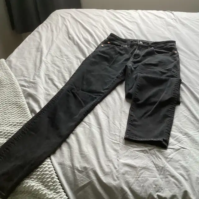 Selling a job lot of teen clothes  in Kids & Youth in Ottawa - Image 11