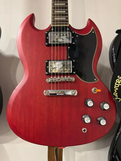 Epiphone SG red, View more