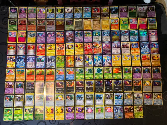 450+ POKÉMON-CARTES/CARDS LOT (NOT ORIGINALS-SEE PICS) (C023) in Arts & Collectibles in City of Montréal - Image 4