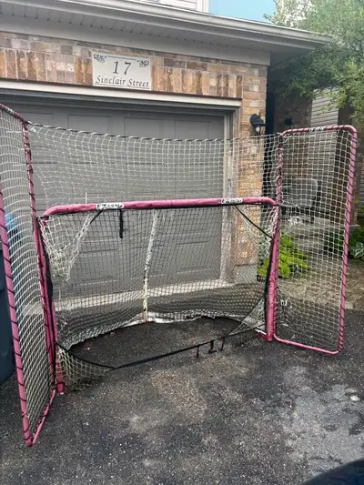 EZ Goal hockey net., View more