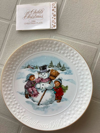 Avon - A Child's Christmas - 1986 Plate