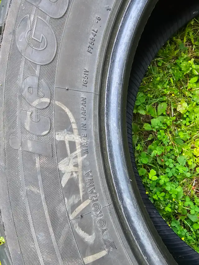 4 pneus d’hiver Yokohama iceGUARD IG51V – 235/65R18 in Tires & Rims in Longueuil / South Shore - Image 6