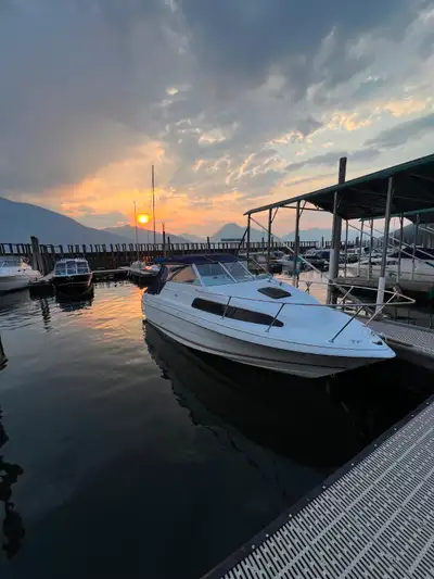 See full description in pictures below. Boat located in Creston BC