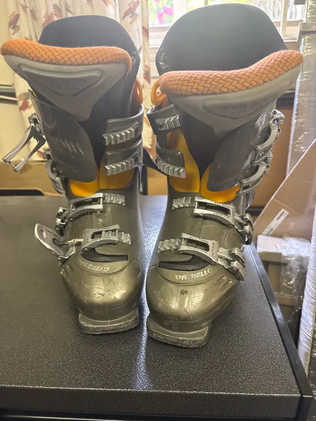 dalbello men’s ski boots in Ski in Calgary - Image 3