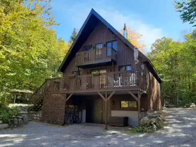 Chalet 4 saisons a louer / Lac Sergent / Portneuf / Quebec, View more