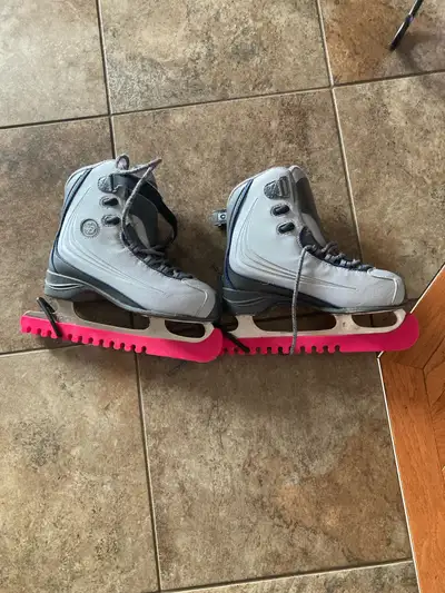 CCM figure skates, View more