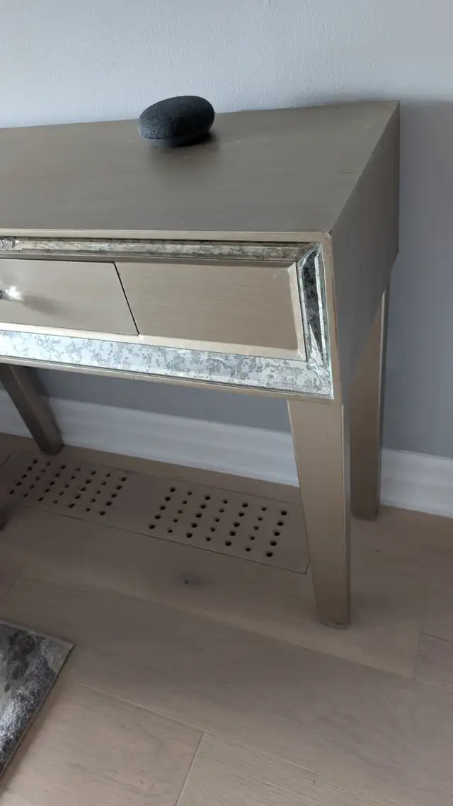 Console side table555654508404418563