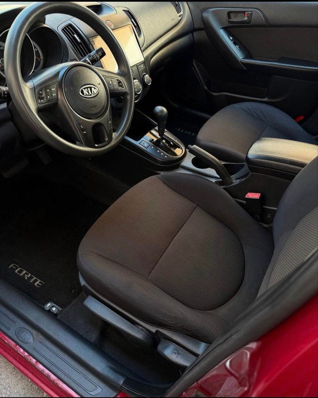 Kia Forte 2010 — photo 3