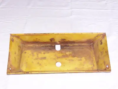 Toolbox is V/G condition and comes with working tail light $40.00