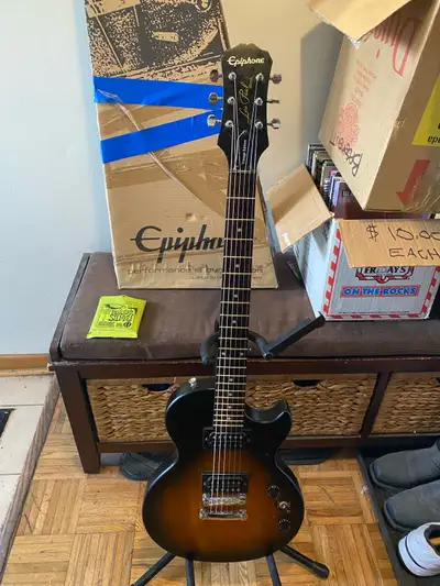 PRICE IS NON NEGOTIABLE. FIRST COME FIRST SERVED, NO HOLDS. I have a Epiphone Les Paul Special Vinta...