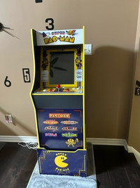 Arcade Game  Pac Man/ Galaga