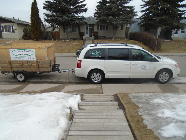 "Just in Time Lawn Care" All yard Services. in Lawn, Tree Maintenance & Eavestrough in Calgary - Image 3