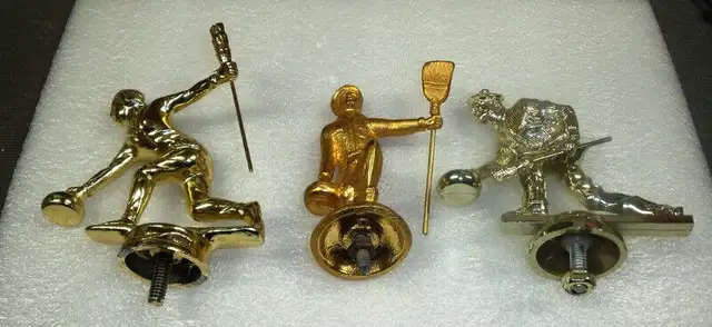 3 CURLING TROPHY FIGURES/TOPPERS in Arts & Collectibles in Lethbridge - Image 8