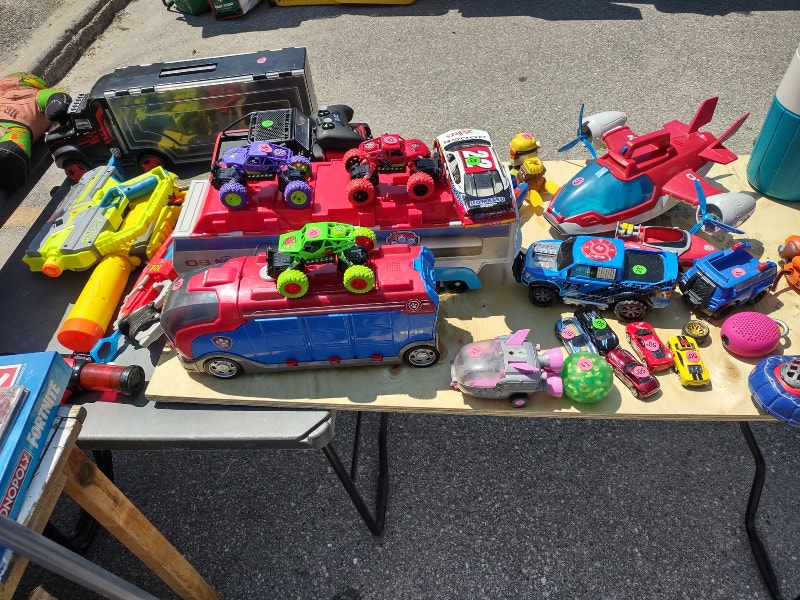 YARD Sale Garage Sales North Bay Kijiji
