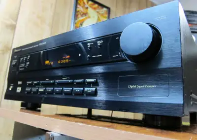 GREAT SOUND! NICE, CLEAN, SERVICED, WORKS AND SOUNDS LIKE NEW Comes with matched remote control This...