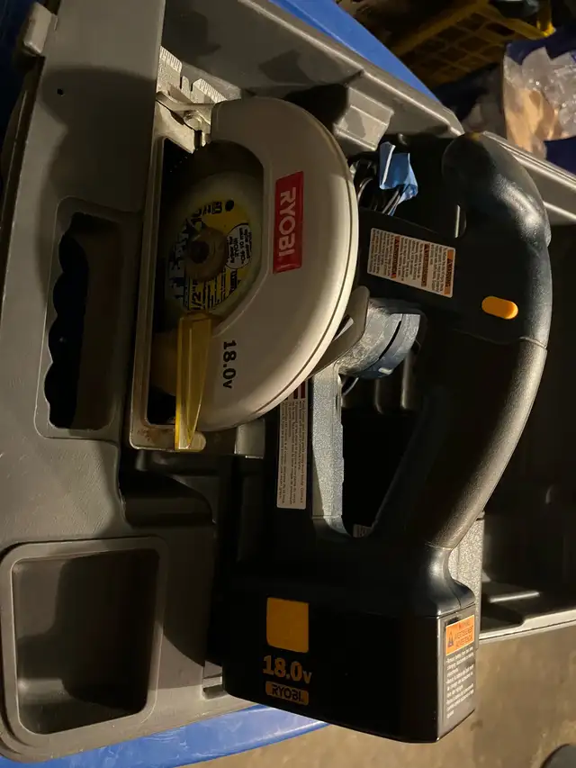 ryobi saw in Power Tools in Edmonton - Image 2