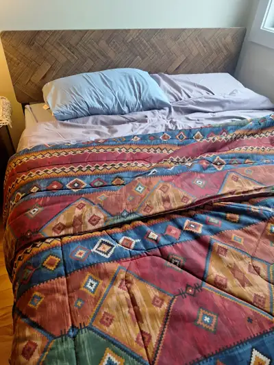 Rarely used Queen bed &10" Medium Hybrid Mattress, View more