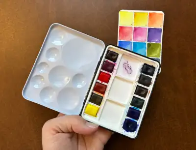 Golden QoR Mini 12 Half-Pan Portable Watercolour Set, View more