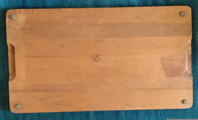 Large Cheese Board with 2 Slabs of Slate & 2 Knives in Kitchen & Dining Wares in Oshawa / Durham Region - Image 7