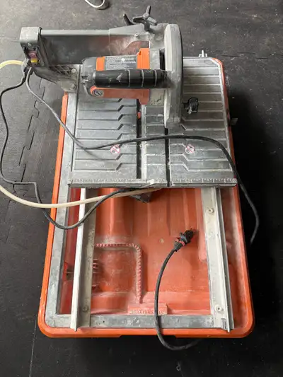 Ridgid 7" Jobsite Wet Tile Saw with Water Tray & Pump, View more
