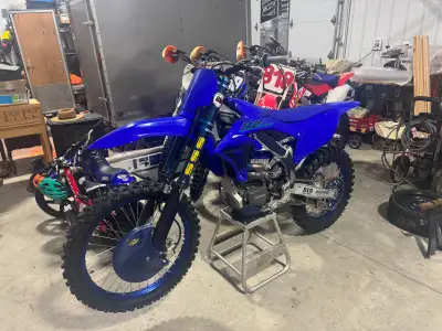 2024 Yamaha YZ450F Under 14 hours since new (need to confirm) Full titanium akrapovic exhaust XPR co...