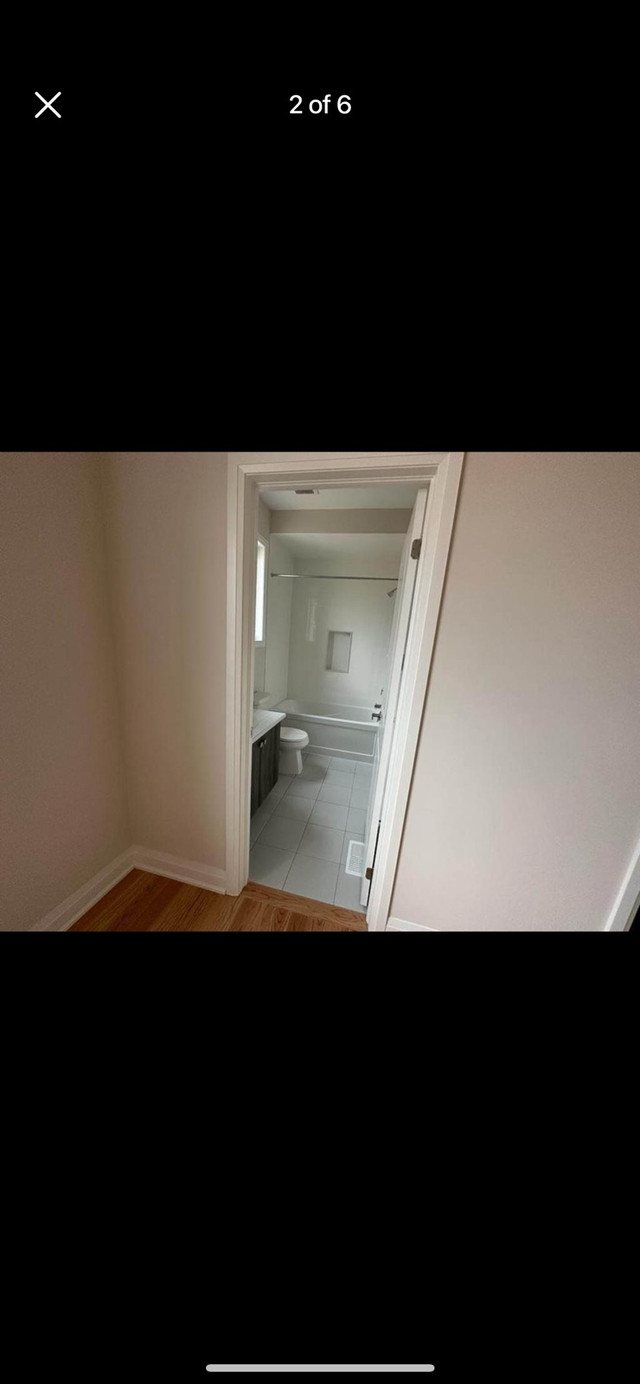 Private room for rent in Room Rentals & Roommates in Oakville / Halton Region - Image 3
