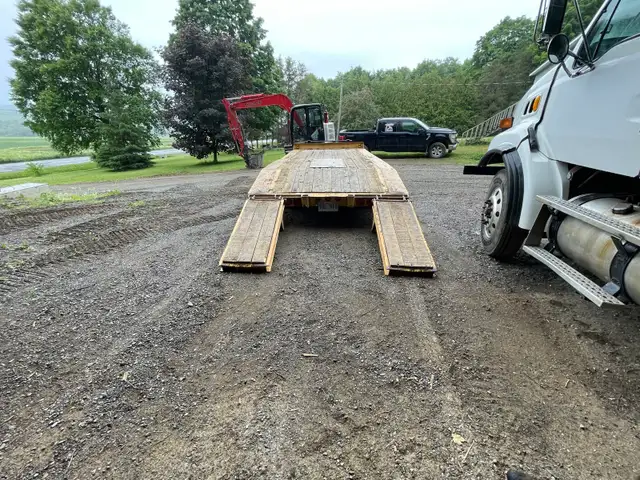 12 tonne float trailer in Other Business & Industrial in Fredericton - Image 2