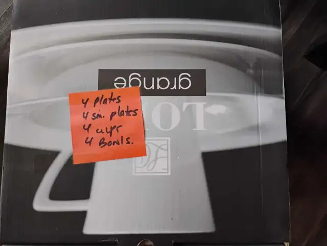 Loft Grange Set in Dining Tables & Sets in City of Halifax - Image 4