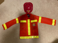 Selling Halloween fireman costume set - 5- 6T