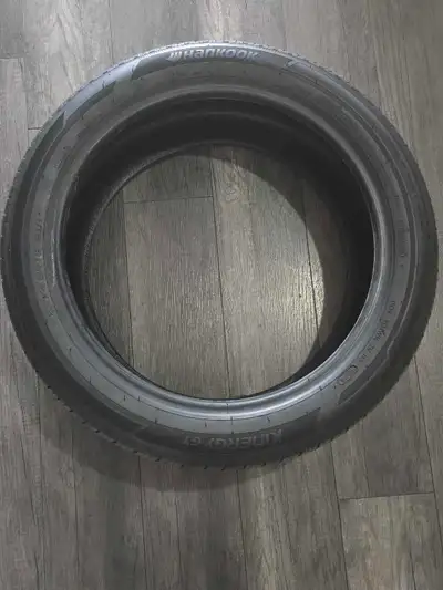 I am selling a set of 4 Hankook KINERGY GT tire, size 235/45R18 94V. This is a used tire in good con...